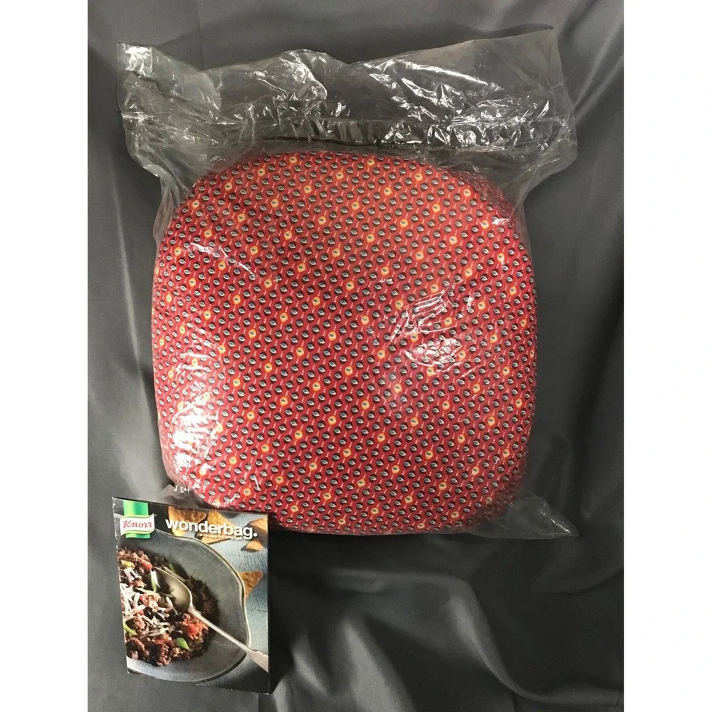 Wonderbag Non-Electric Portable Slow Cooker Red Patterned with Cookbook NEW